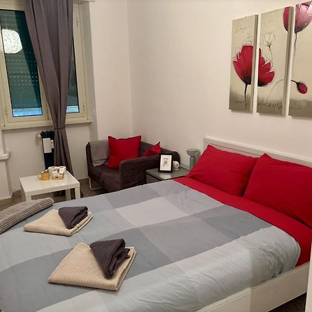 רומא Mama Rooms And Apartment מראה חיצוני תמונה