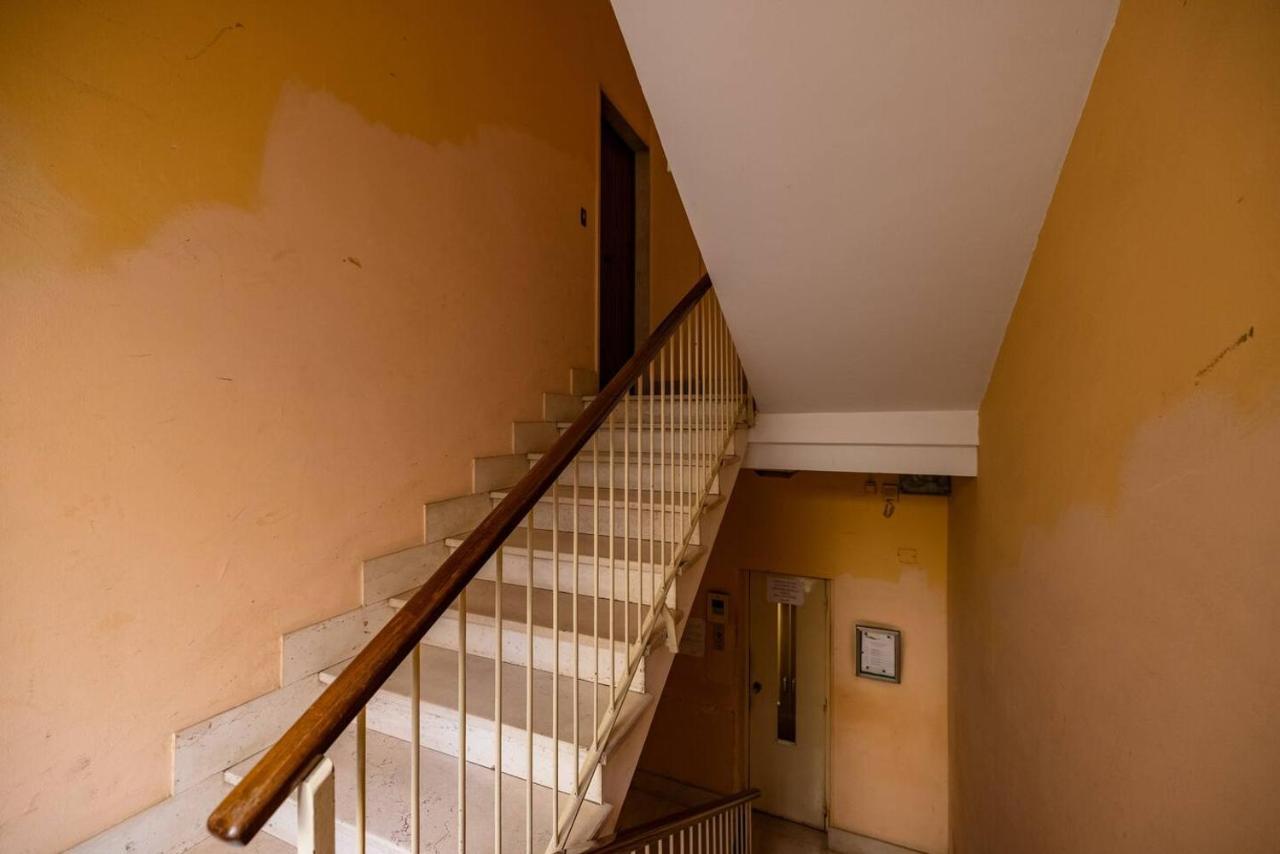 רומא Mama Rooms And Apartment מראה חיצוני תמונה