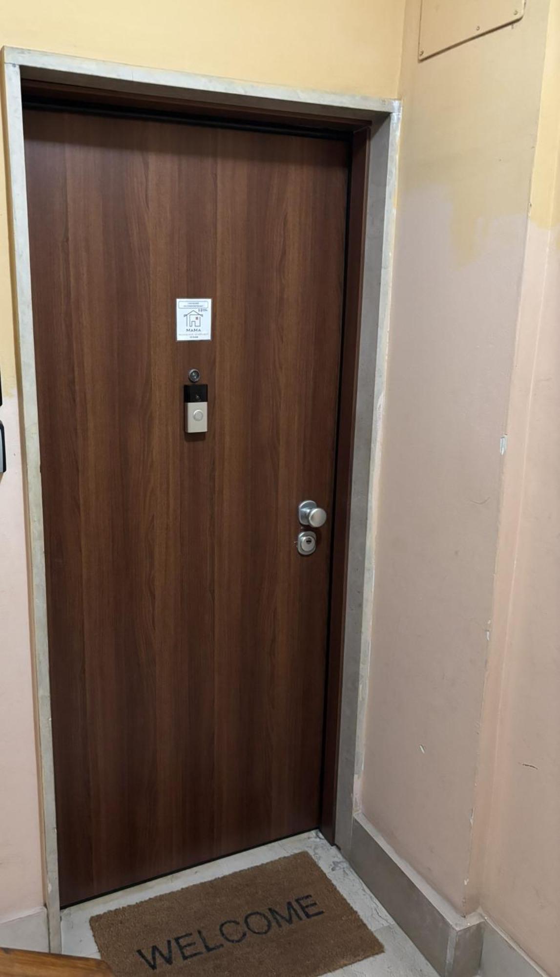 רומא Mama Rooms And Apartment מראה חיצוני תמונה
